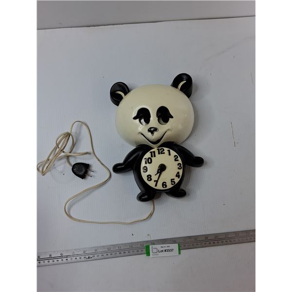 Spartus Panda Clock - As Is