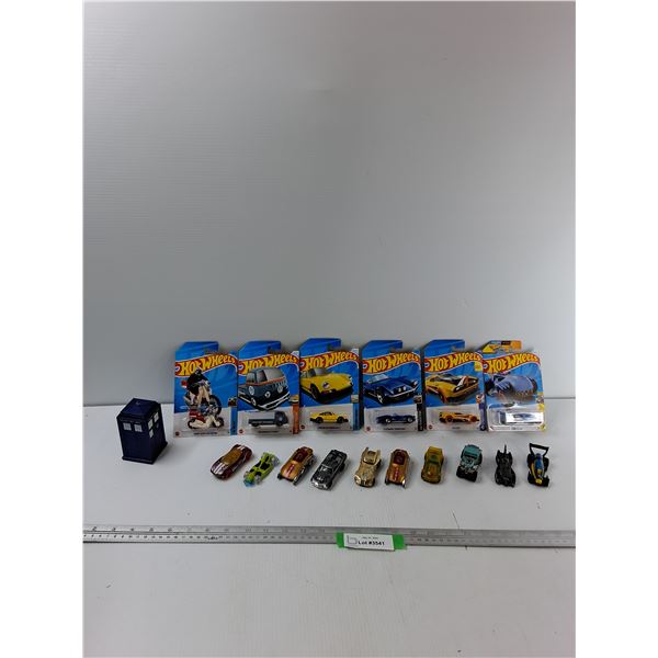 (16) Hotwheel Model Cars and (1) Dr Who TARDIS