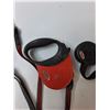 Image 3 : (3) Flexi Retractable Leashes, Harness