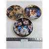 Image 1 : (3) Collector's Decorative Plates (Elvis, Gone With the Wind, Phantom of the Opera)