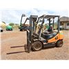 Image 2 : (866825) 2014 DOOSAN D30S-5 Diesel Forklift (Starts & Runs See Video)