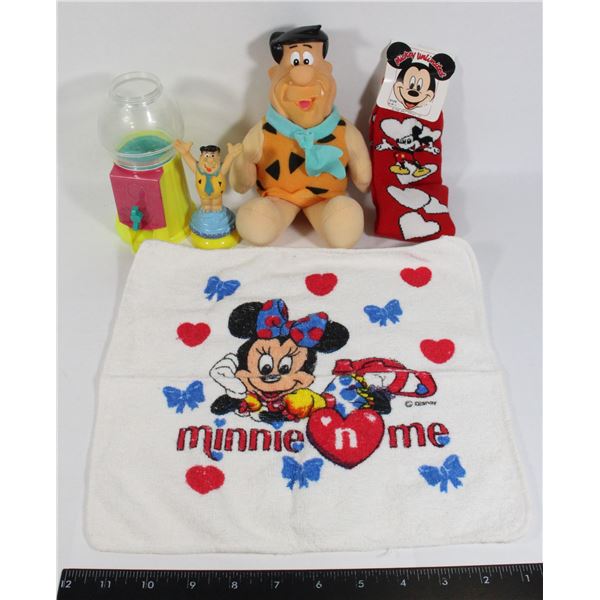 VINTAGE FRED FLINTSTONES PLUSH AND MINI GUMBALL
