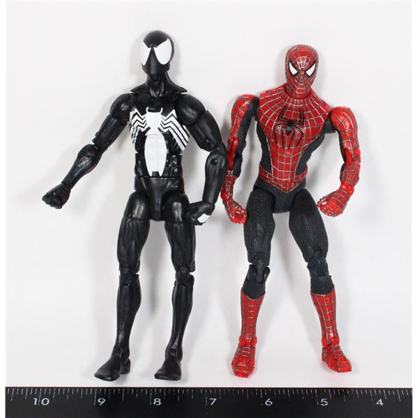 TWO SPIDER-MAN FIGURES 2013 BLACK SUIT 2003 RED