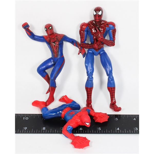 THREE SPIDER-MAN FIGURES ADJUSTABLE SPIDER-MAN