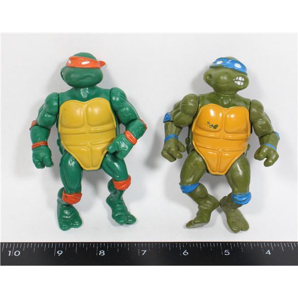 1988 TEENAGE MUTANT NINJA TURTLES LEONARDO AND