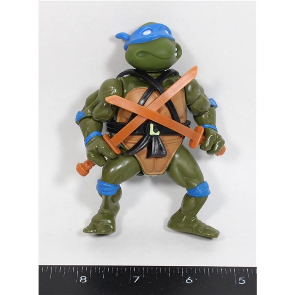2015 TEENAGE MUTANT NINJA TURTLES LEONARDO ACTION
