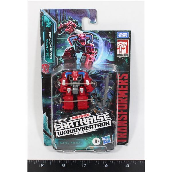 TRANSFORMERS EARTHRISE SMASHDOWN FIGURE