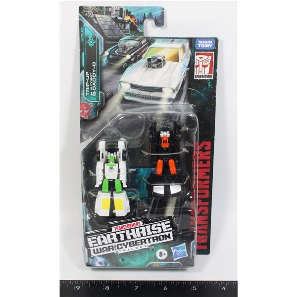 TRANSFORMERS EARTHRISE TRIP UP & DADDY-O FIGURES