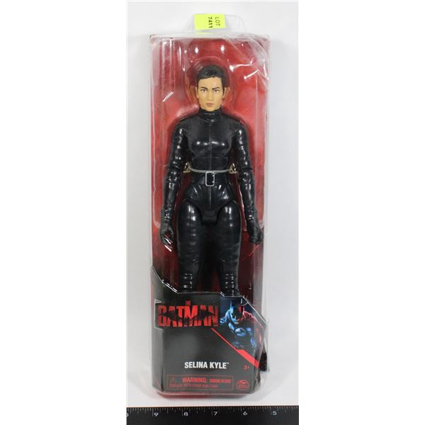 DC THE BATMAN LARGE ACTION FIGURE SELINA KYLE