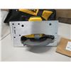 Image 7 : Dewalt DCS573 Cordless Circular Saw w/ Carry Case