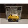 Image 2 : DeWalt DCB204 20V 4 Ah Lithium Ion Battery New in Package