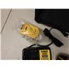 Image 7 : DeWalt DCF889 Impact Driver w/ Battery, Charger & Case