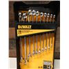 Image 3 : DeWalt DWMT72166 10-Piece Combination Wrench Set New in Package