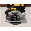 Image 2 : DeWalt DCS573 Circular Saw w/ Charger & Case