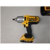 Image 2 : DeWalt DCF889 Impact Wrench w/ Charger & Case