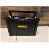 Image 8 : DeWalt T-Stak Case w/ Multiple Kwikset Keyed Entry Locks & Milwaukee Hole Saw