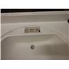 Image 2 : Sink & Countertop w/ Backsplash 30" x 21"