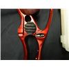 Image 6 : Hoyt Helix Right Handed Riser & Win&Win Kap Carbon 32 Pound Limbs w/ Flute Backpack