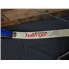 Image 11 : Winstar 25" Right Handed Riser w/ KAP Limbs, Leather Quiver & Easton Arrows