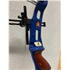 Image 6 : Winstar 25" Right Handed Riser w/ KAP Limbs, Leather Quiver & Easton Arrows