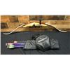 Image 1 : Samick Left Handed Recurve Bow w/ Sight, Quiver, Arrows, Arm Guard & Cavalier Tab