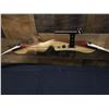 Image 3 : Samick Left Handed Recurve Bow w/ Sight, Quiver, Arrows, Arm Guard & Cavalier Tab