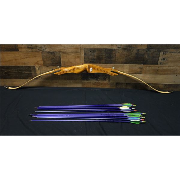 Right Handed Recurve Bow w/ Arrows