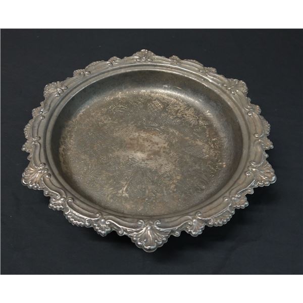 Wm. Rogers English Shell Metal Footed Serving Platter 16" Dia, 2.25"H