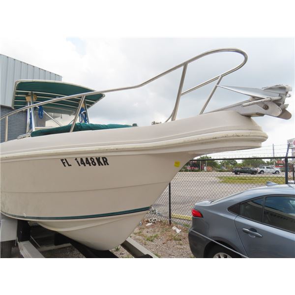 1998 Caravelle Offshore 230  23' Center Console Open Fish,