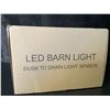 Image 5 : 2-Pack LED Barn Lights - 150W 20,000LM Outdoor Dusk to Dawn Security Lights - New in Box!