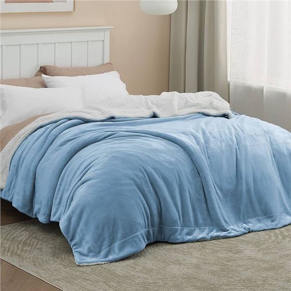 1 Bedsure Sherpa Fleece Ultra Soft King-Size Blanket (108 x 90") - Baby Blue - New in Box!