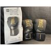 Image 2 : 1 Pair of Everlast Boxing Gloves For Adults - Brand New (Dmg Box)