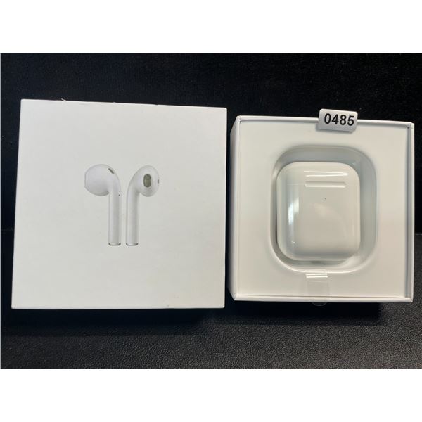 1 Pair of TWS Airpod-Style Wireless Earbuds with Charging Case - White - New