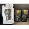 Image 2 : 1 Pair of Everlast Boxing Gloves For Adults - Brand New (Dmg Box)
