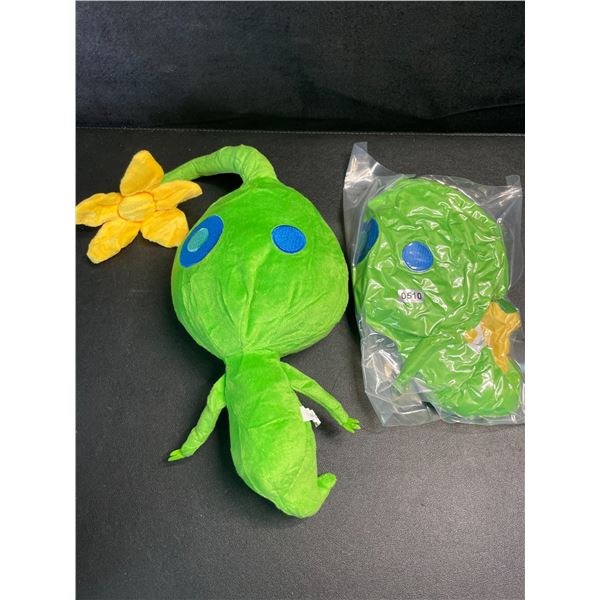 2 Pikmin Plushies - Green - New