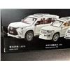 Image 3 : 1 Diecast Lexus LX570 Model Car - New