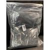 Image 2 : 5-Pack of Black Nylon Hairdressing Capes with Snap Closure (59" x 47") - New