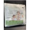 Image 2 : 1 Premium Bamboo King Size Waterproof Mattress Protector - (78" x 80") - New Sealed!