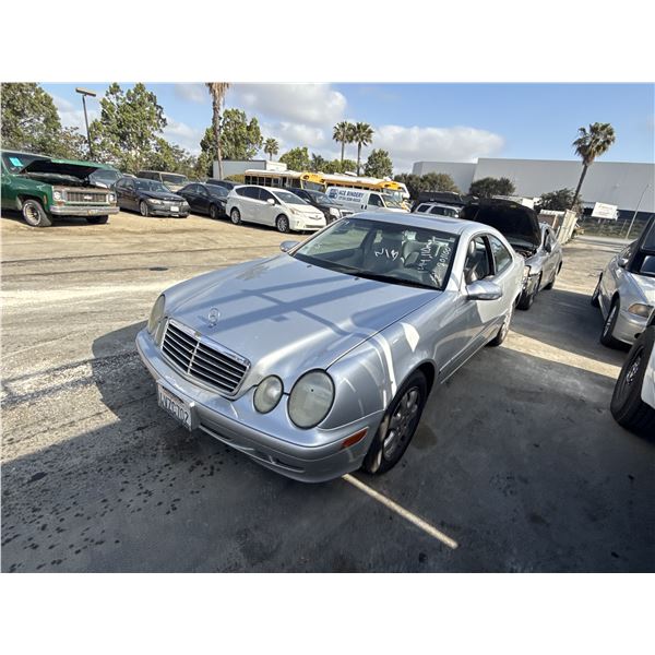 2002 Mercedes-Benz CLK Class
