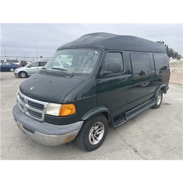 2000 Dodge Ram Van