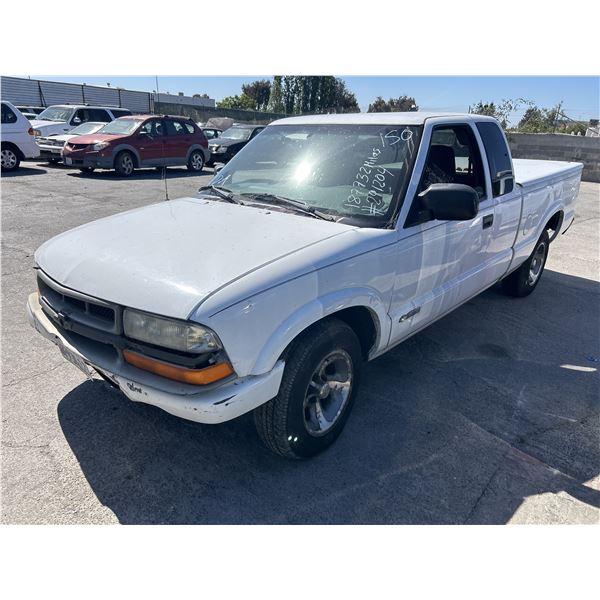 2000 Chevrolet S-10 Pickup