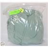 Image 1 : NEW MEDIUM GREEN DRESS