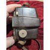 Image 2 : KODAK BROWNIE HOLIDAY FLASH CAMERA. 1954-1962 PLASTIC BODY