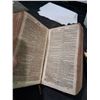 Image 11 : 1829 HOLY BIBLE COVER INTACT