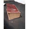 Image 5 : 1829 HOLY BIBLE COVER INTACT