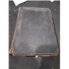 Image 2 : 1901 HOLY BIBLE