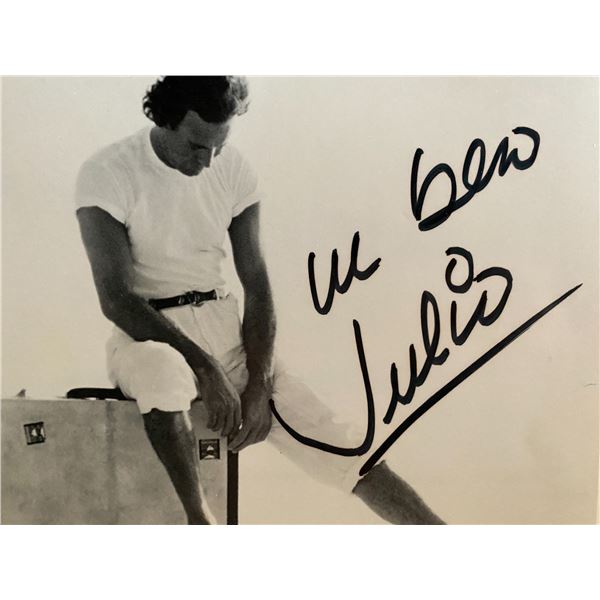 Singer Julio Iglesias signed photo