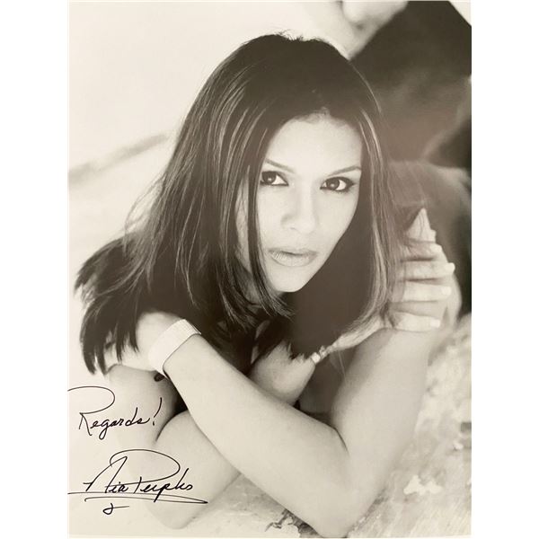 Walker Texas Ranger Nia Peeples signed photo