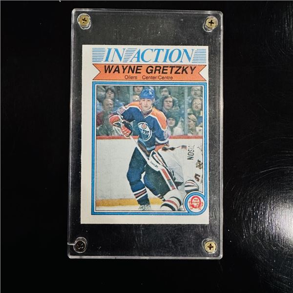 1982 O-Pee-Chee Wayne Gretzky "In Action" #107 - Edmonton Oilers
