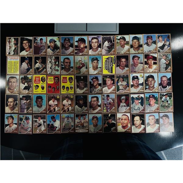 Assorted Set of 1961 Topps Baseball Cards - Vintage Stars & Checklists